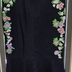 Elie Tahari skirt 4